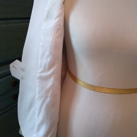 Lineadonna essentials white blazer - Picture 5 of 5